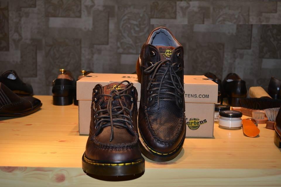 Bí quyết phân biệt giày Dr. Martens thật và hàng nhái chất lượng